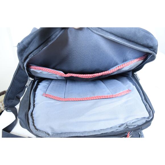 Swiss Gear 18"  Lumin Black/Grey Backpack Laptop Case Hiker Shock Tec Tiny Flaw - Picture 13 of 15